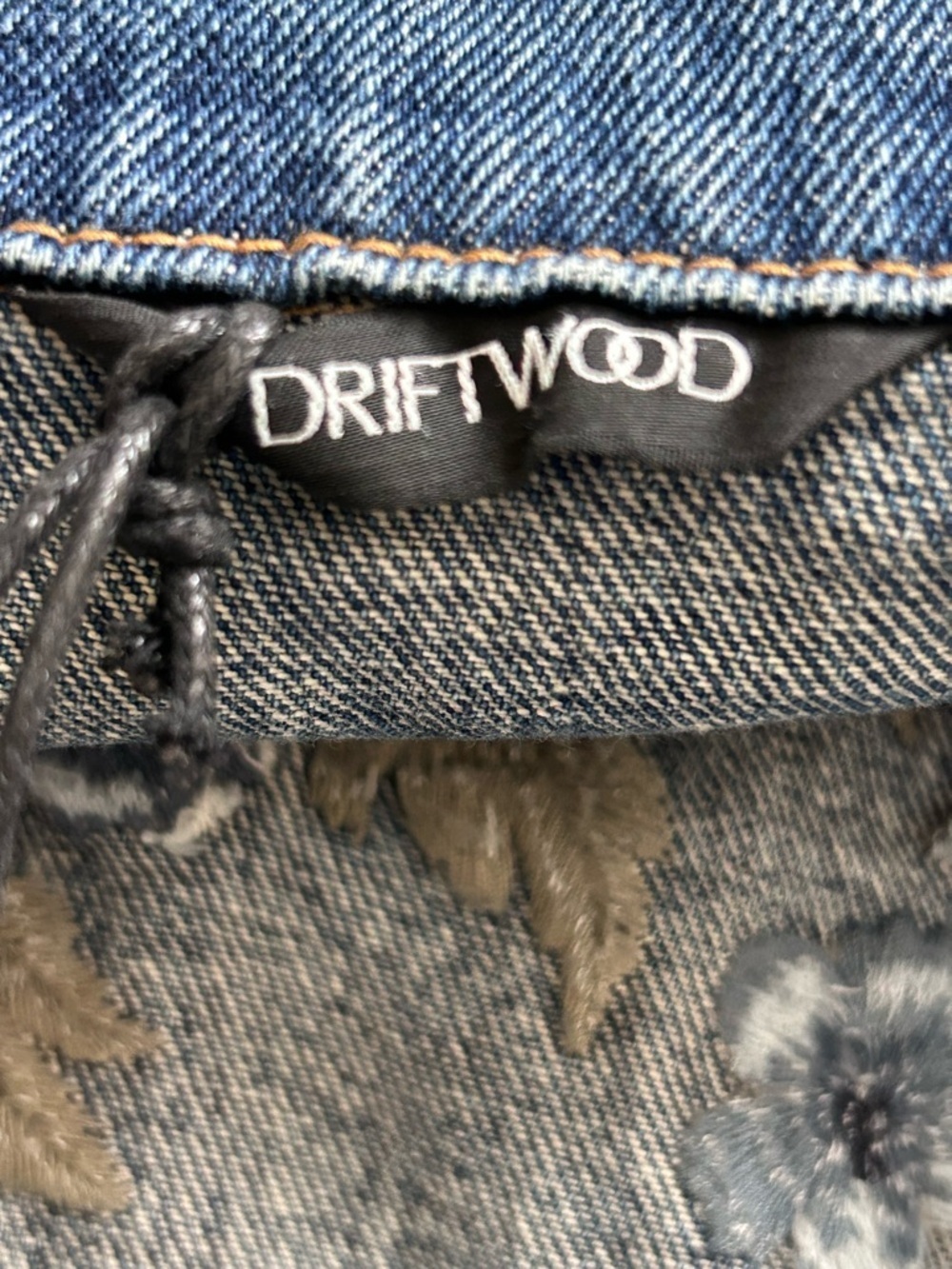 Driftwood X Bluebell Fleur Embroidered Denim Jacket - Picture 5 of 11